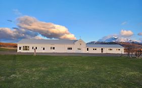 Fjos Guesthouse
